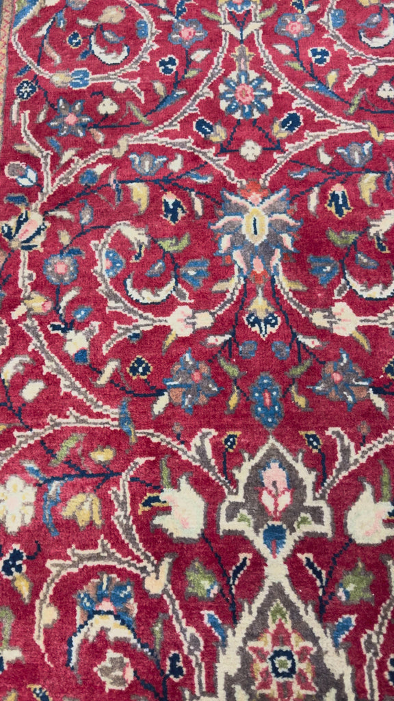 Persian Arak Runner, original product video 1, hand-knotted wool pile. SKU RR 30674.