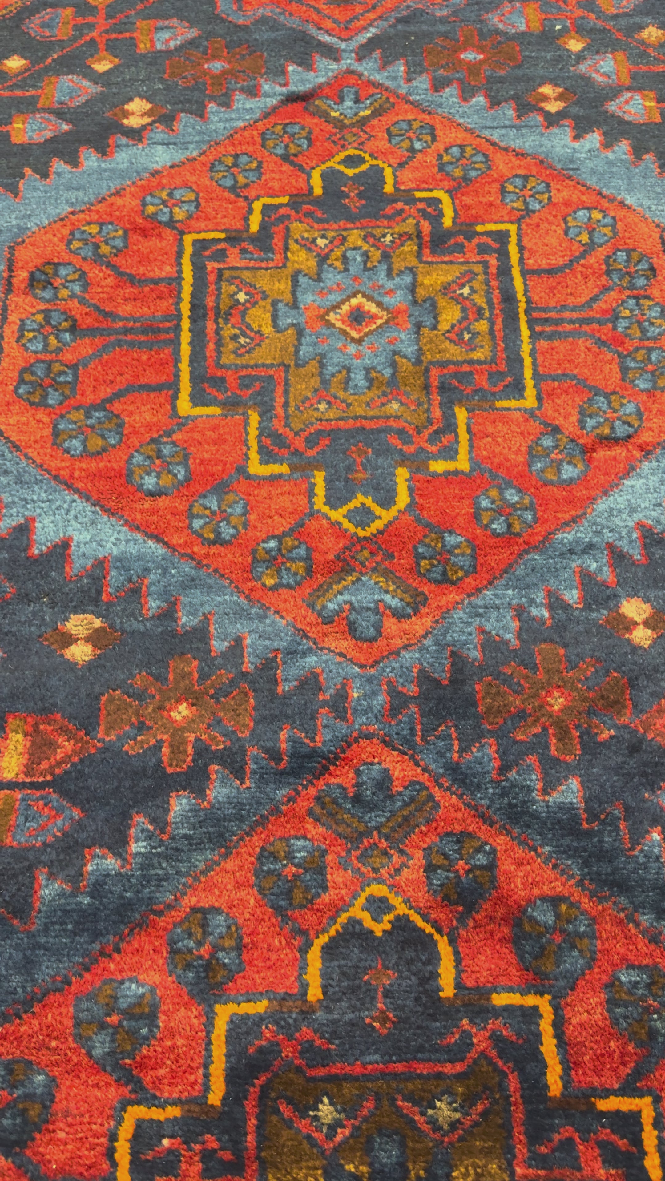 Persian Sonqor Runner, original product video 2. SKU RR 30722.