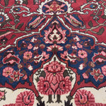 Vintage Chaleshtor Bakhtiari Wool Rug. Original rug video; SKU EE 1.1547; source IMG_7305.