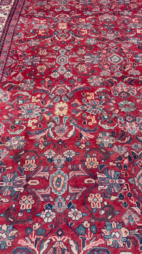 Mahal hand-knotted rug, original video PP 107486 IMG_6333.MOV