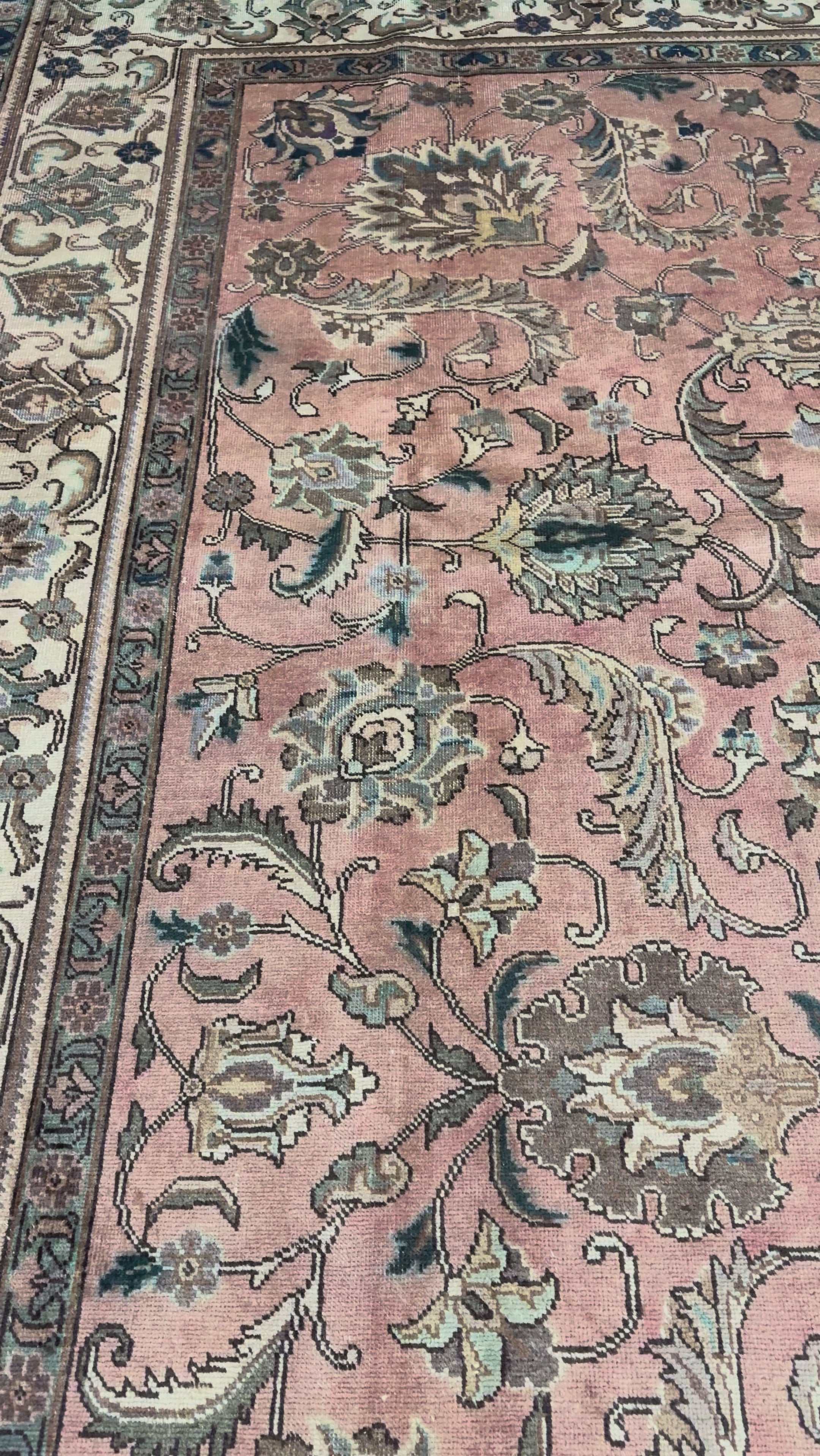 Tabriz hand-knotted rug, original video 30242 IMG_6366.MOV