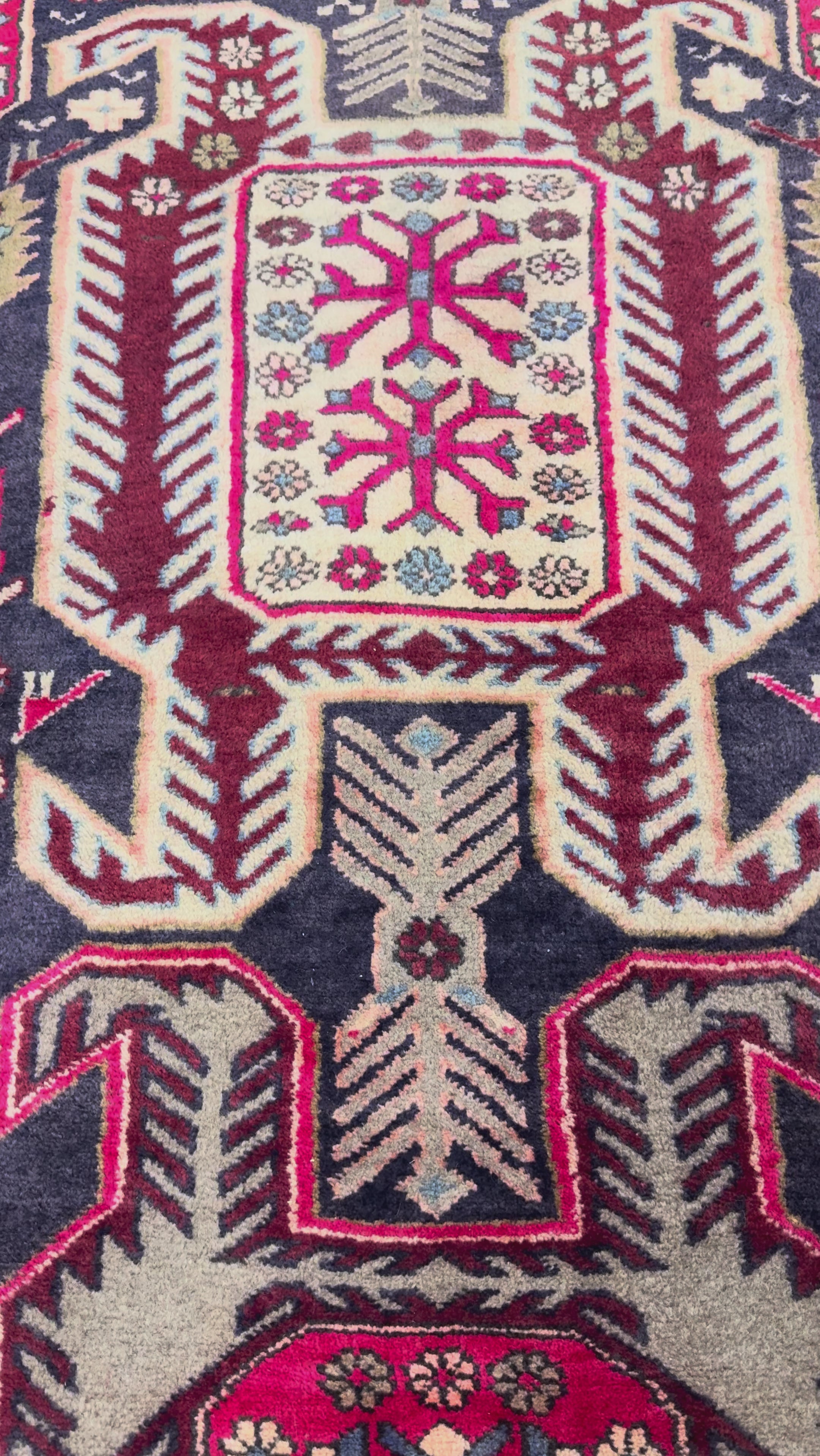 Vintage Ardabil Wool Runner. Original rug video; SKU RR 30115; source IMG_7451.