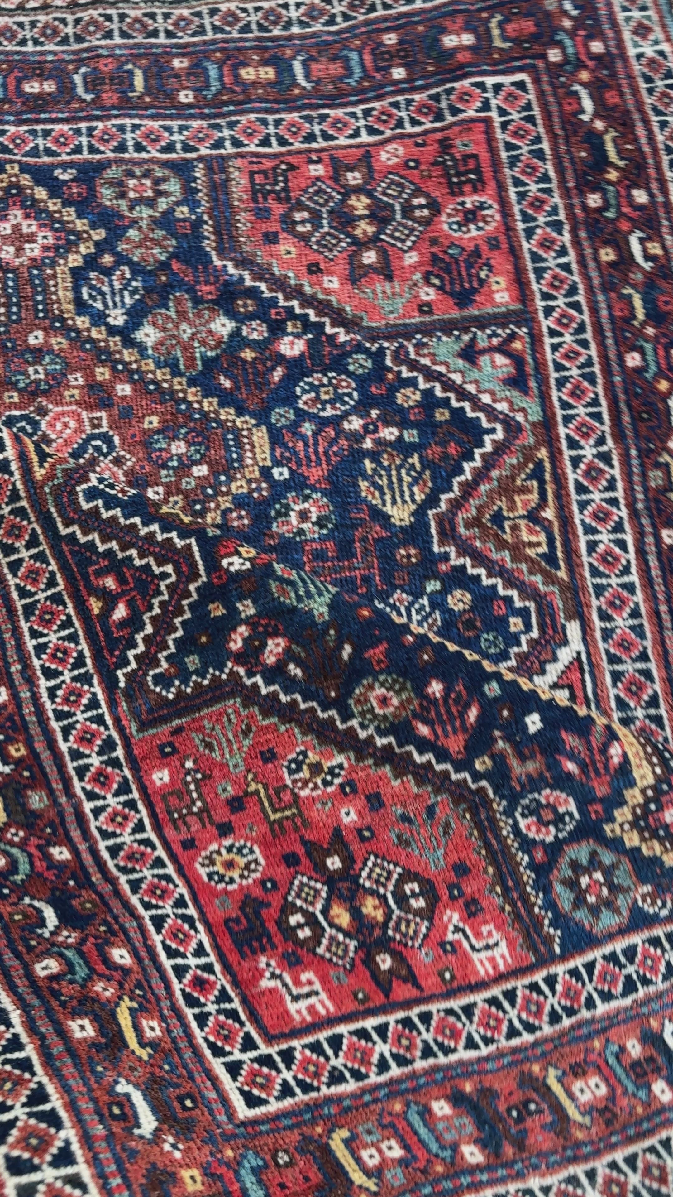 Persian Qashqai Rug | 4' x 5' 1