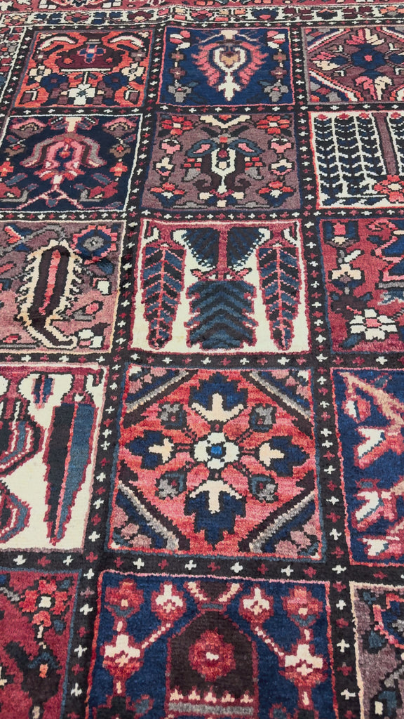 Bakhtiari hand-knotted rug, original video RR 32608 2.mov