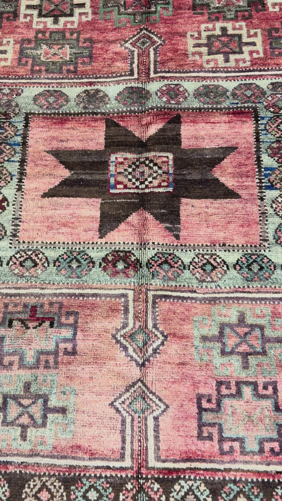 Vintage Hamadan Rug, original product video 1, hand-knotted wool pile. SKU 30496.