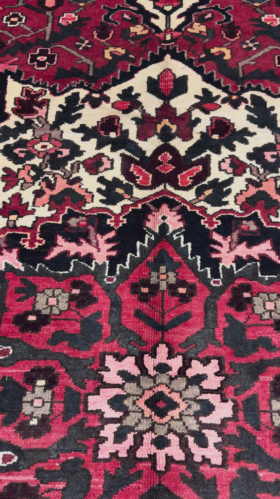 Vintage Chaleshtor Bakhtiari Wool Rug. Original rug video; SKU 30536; source IMG_7316.