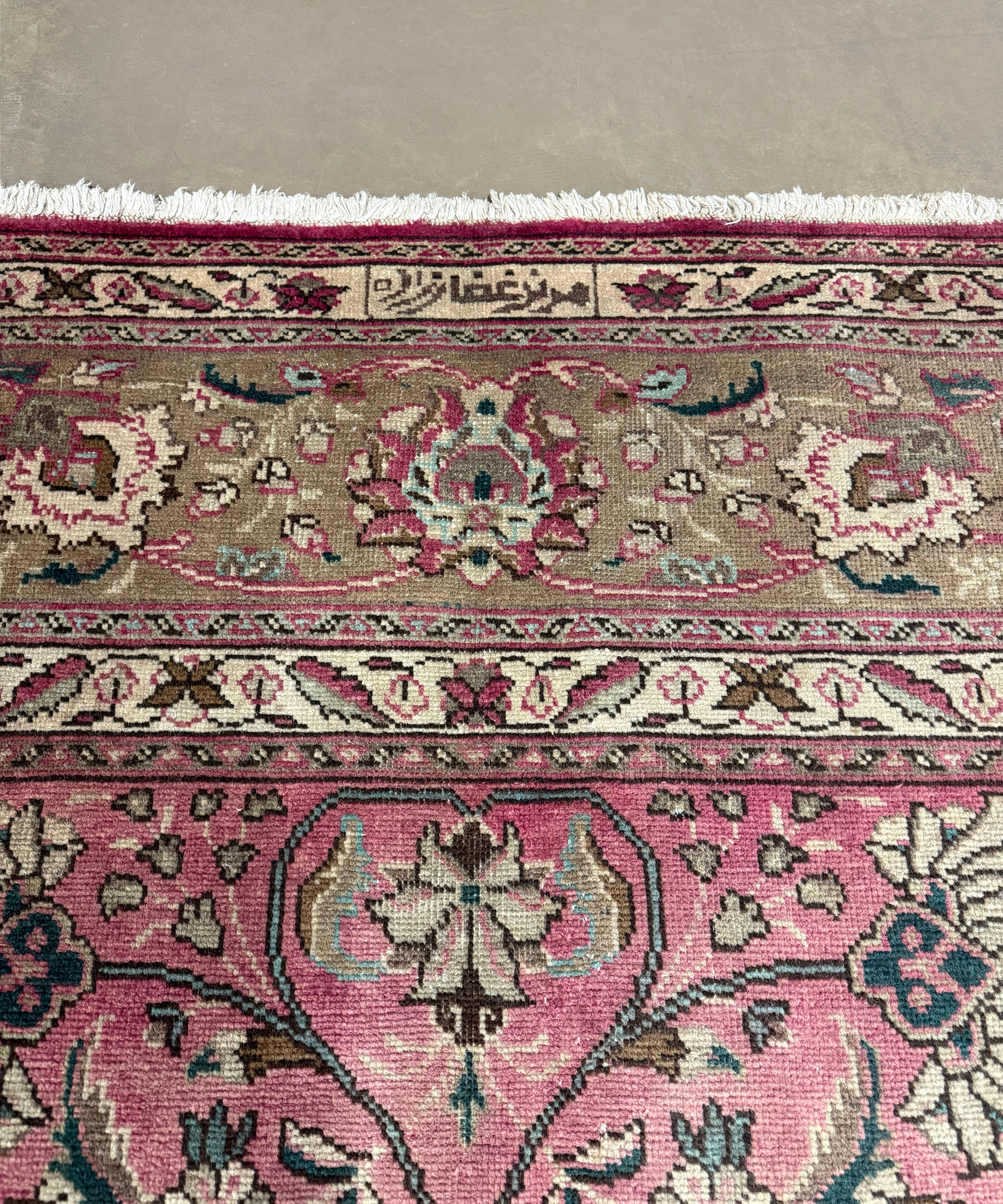 30250 hand-knotted wool rug, product detail photograph 3.