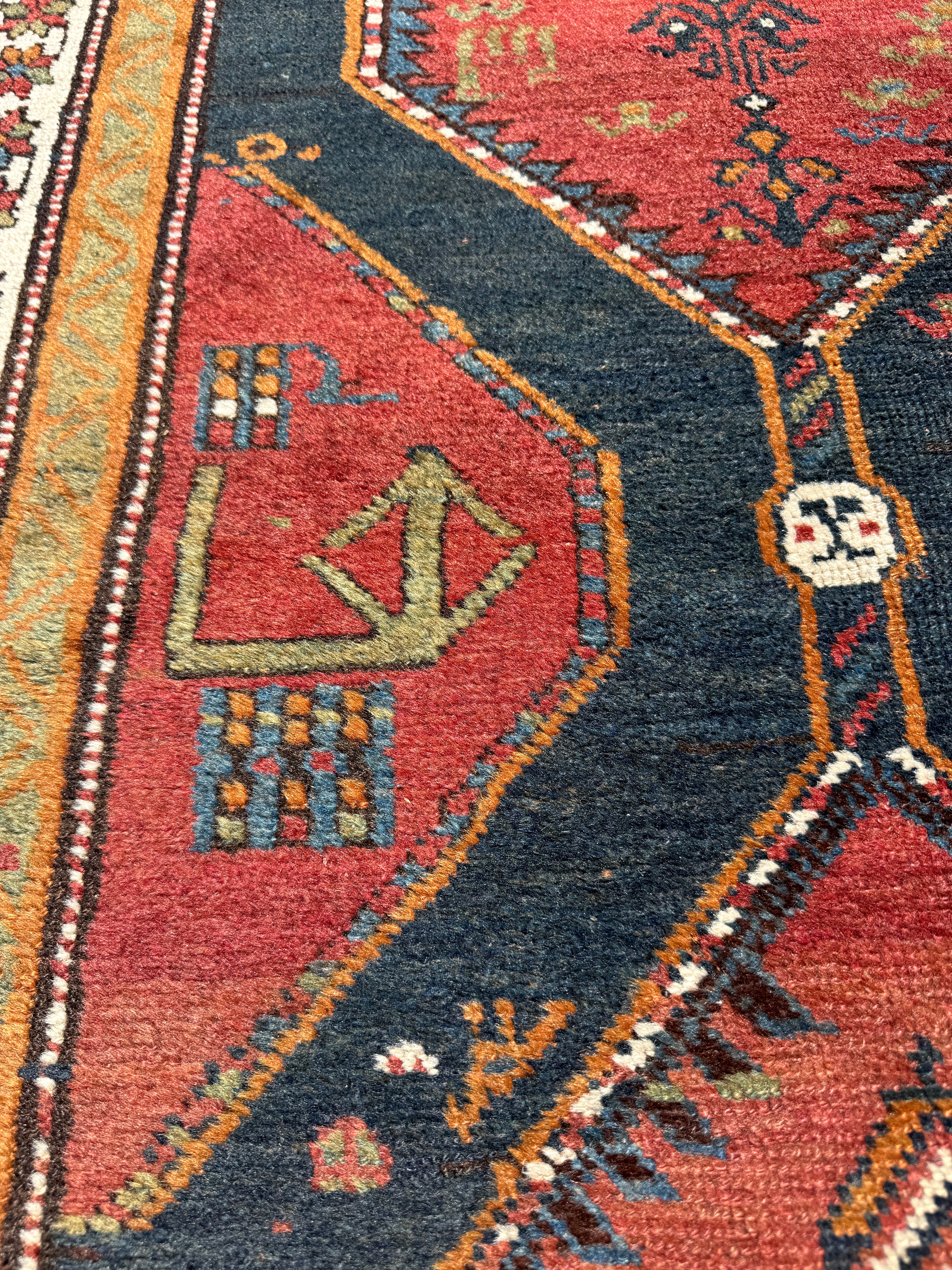 Antique Hashtroud Runner — Üç Göl (Three Pools) in Copper & Indigo. Additional original photograph showing the rug's surface, design and weave. SKU 1111.
