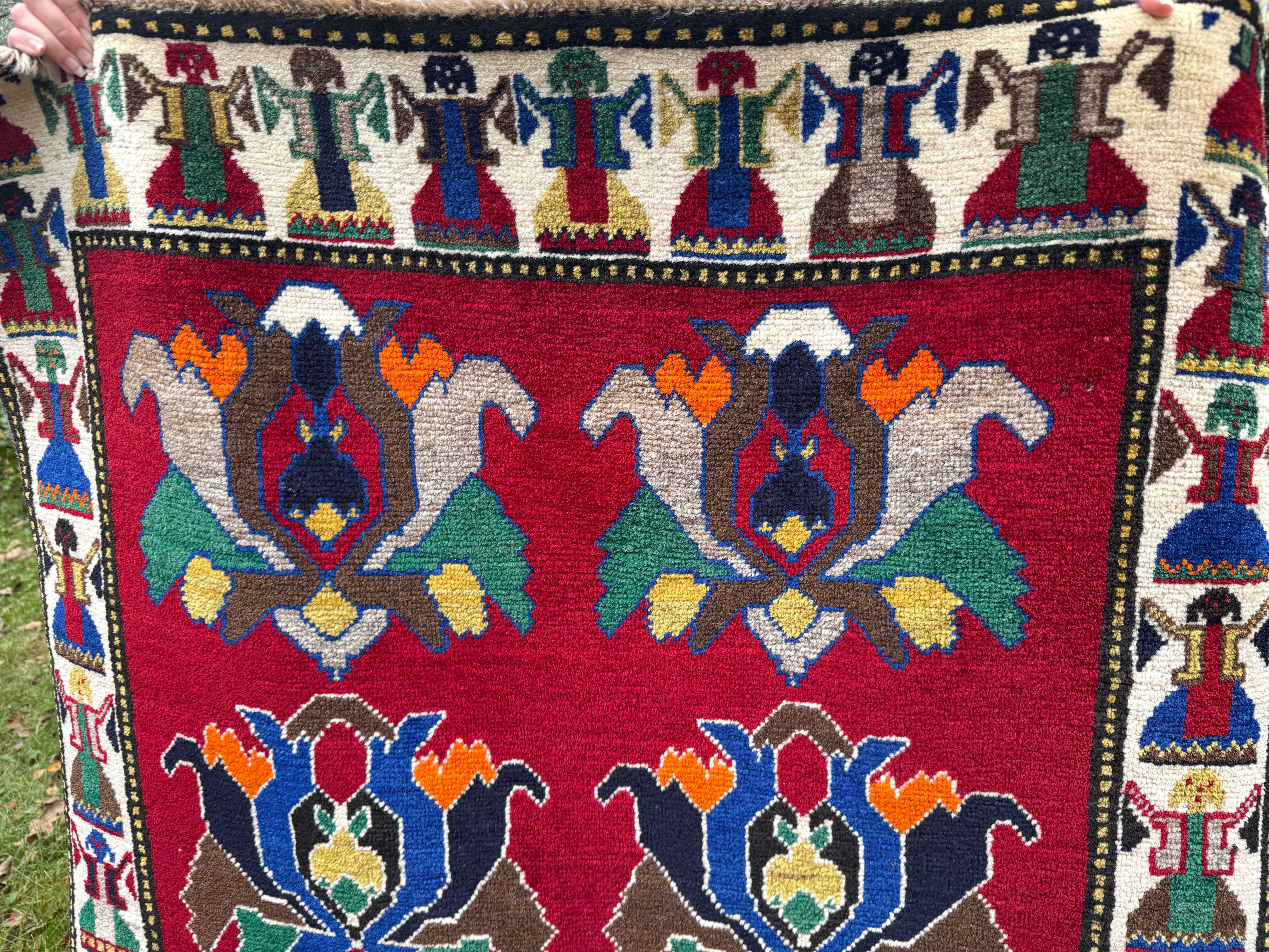Vintage Qashqai Gabbeh Rug — Shah Abbasi Flowers & Figural Border. Additional original photograph showing the rug's surface, design and weave. SKU 126060035.