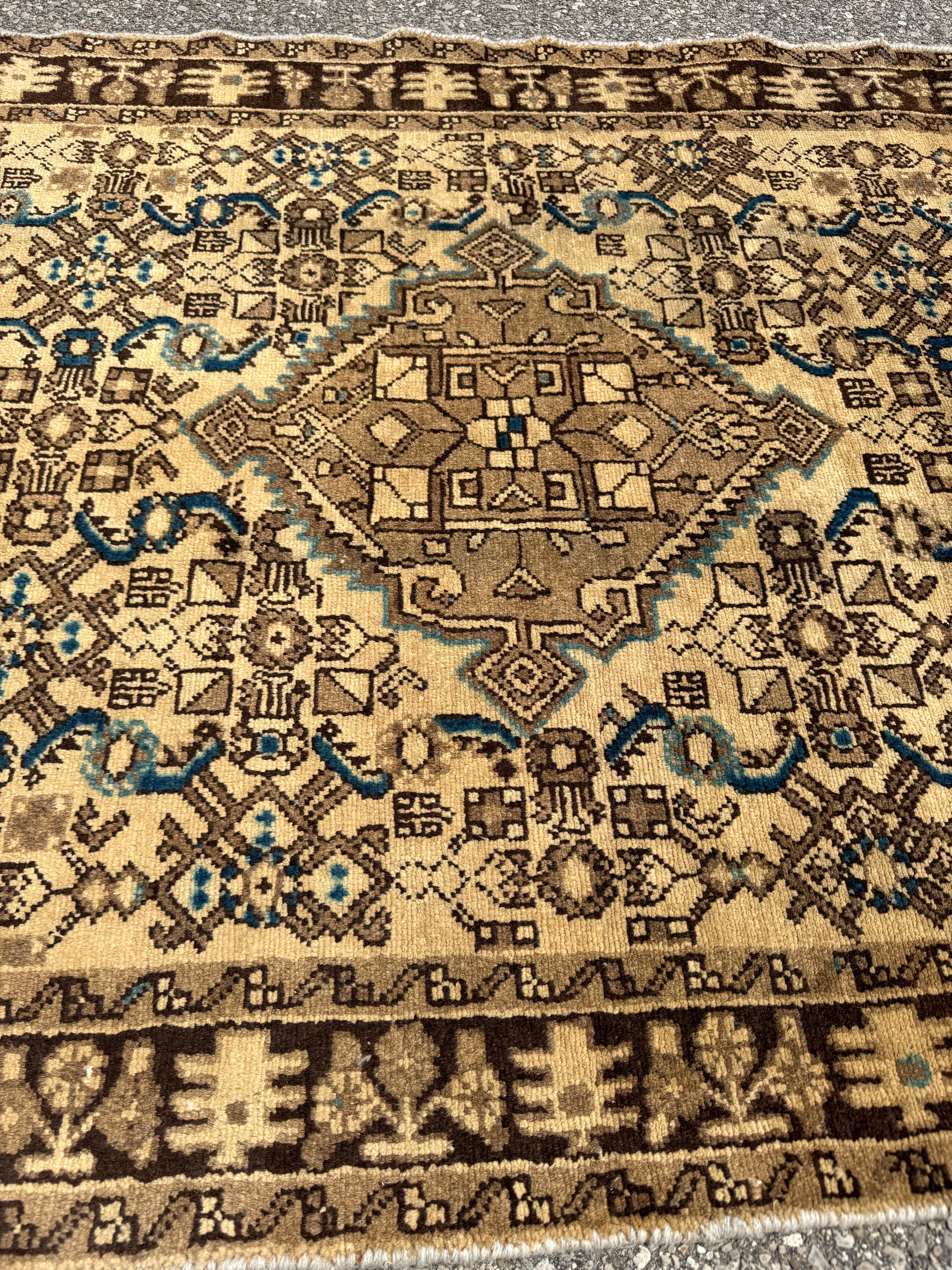 Vintage Hosseinabad Runner — Ivory & Walnut Herati. Additional original photograph showing the rug's surface, design and weave. SKU 52507071.
