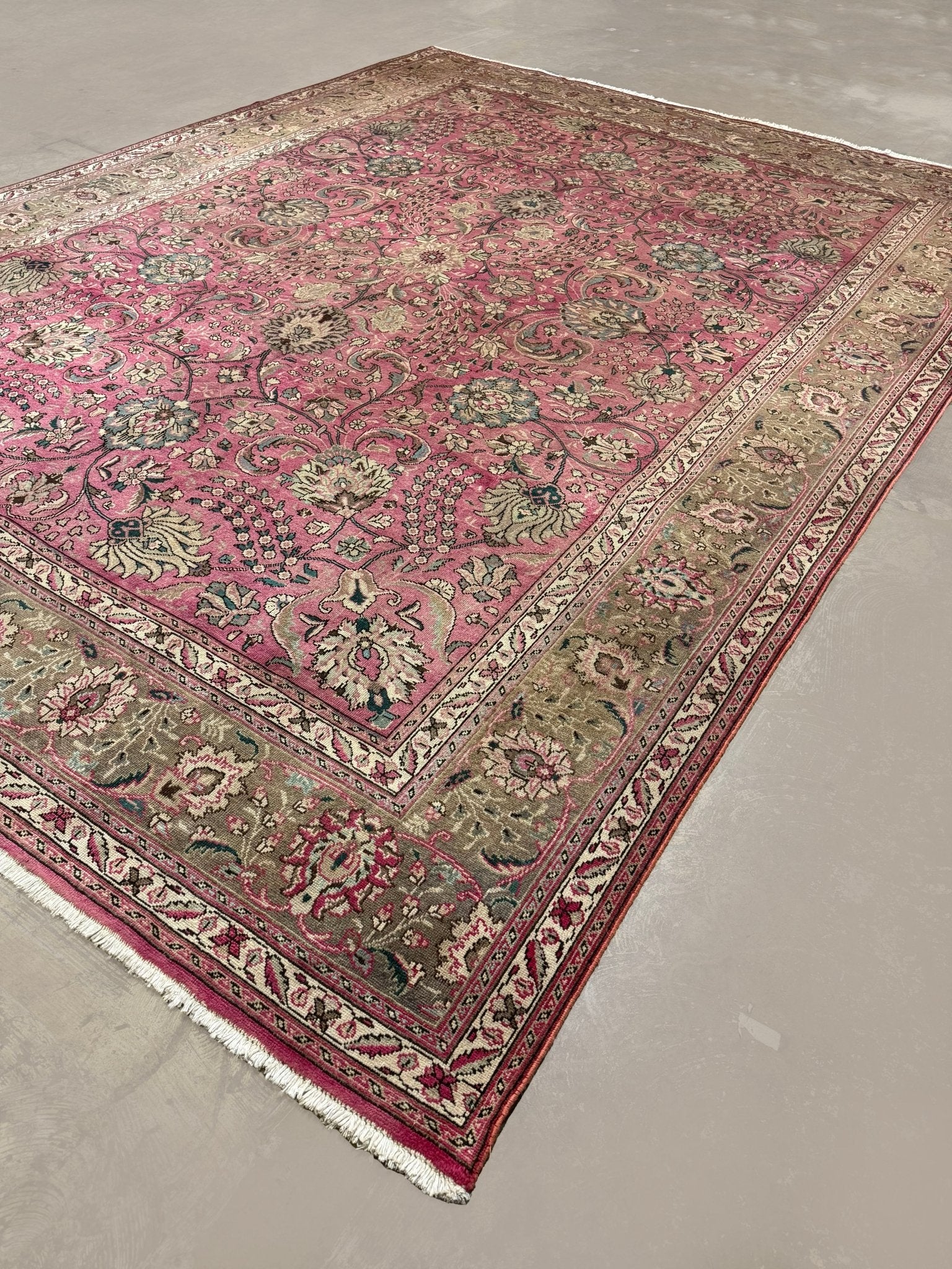 Tabriz Rug — Dusty Rose Florals | 9'10" × 12'9" - Rug the Rock - availableFloralHand-knotted