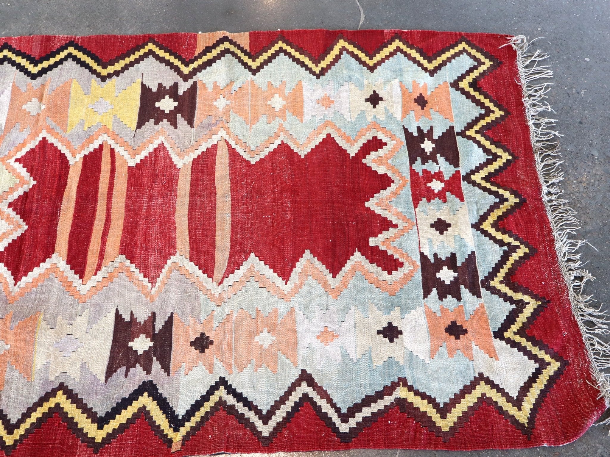 Turkish Kilim Rug | 3' 10" x 5' 5" - Rug the Rock -