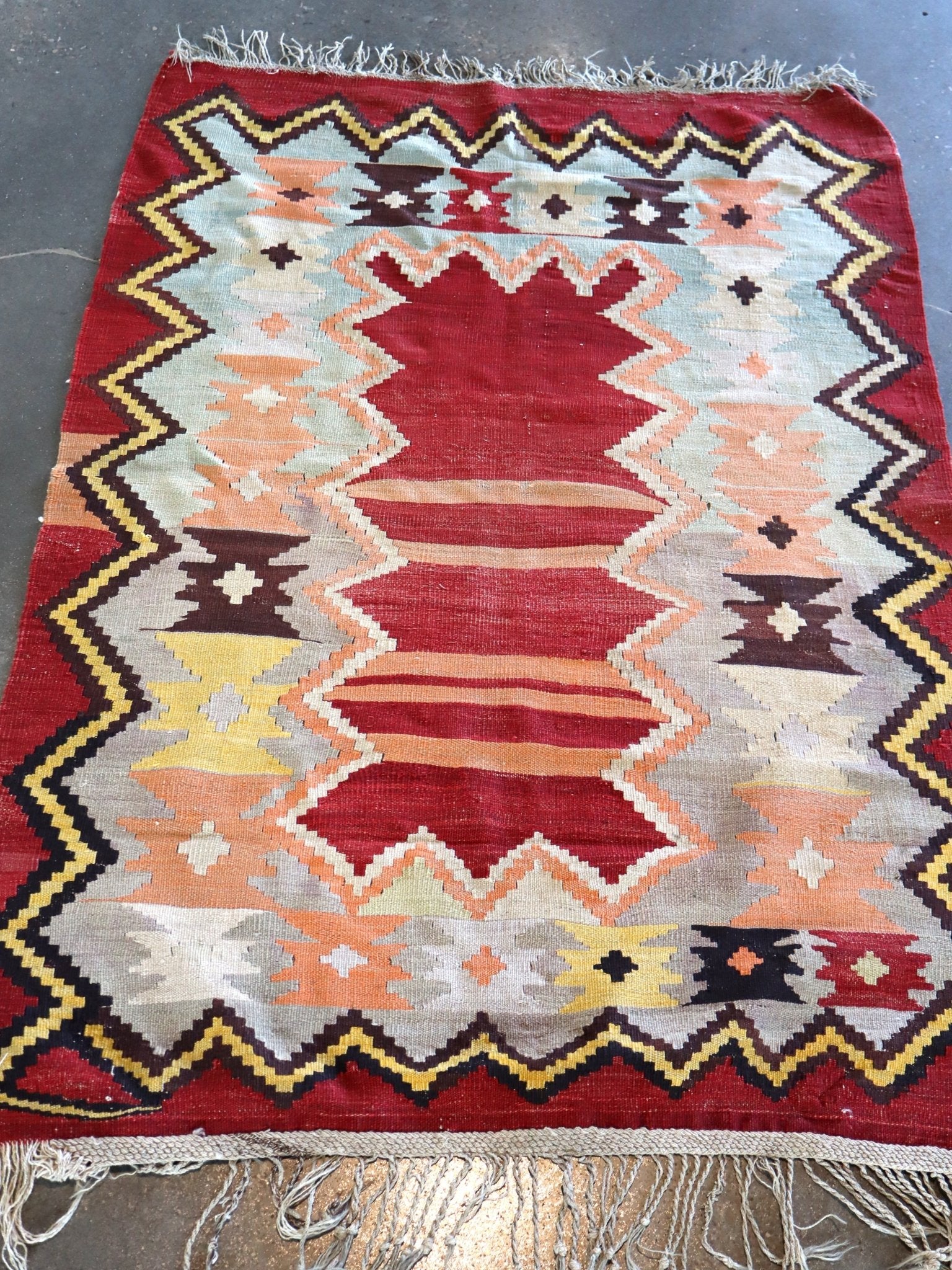 Turkish Kilim Rug | 3' 10" x 5' 5" - Rug the Rock -