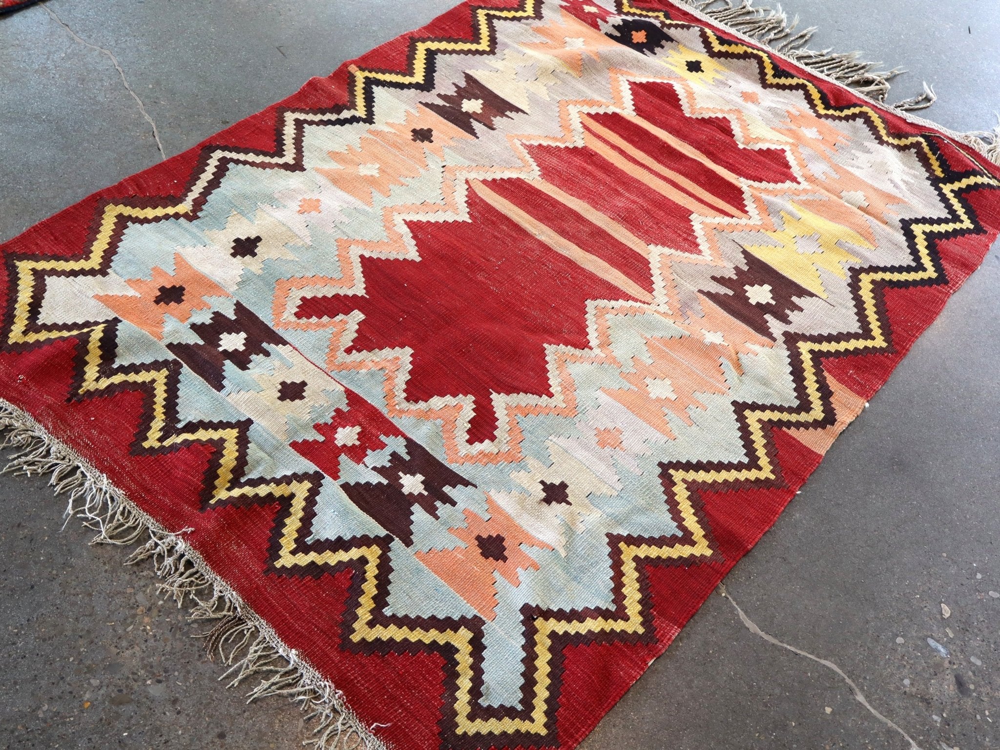 Turkish Kilim Rug | 3' 10" x 5' 5" - Rug the Rock -