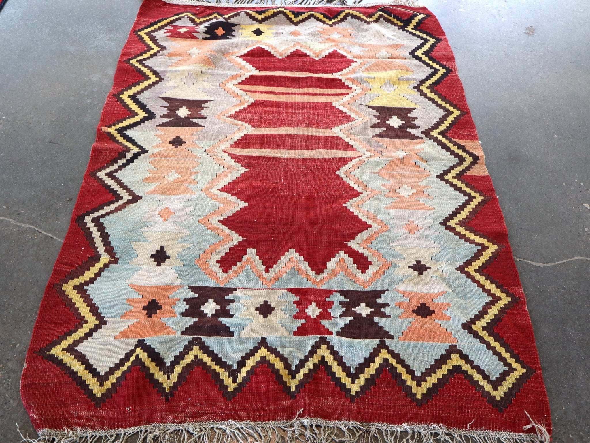Turkish Kilim Rug | 3' 10" x 5' 5" - Rug the Rock -