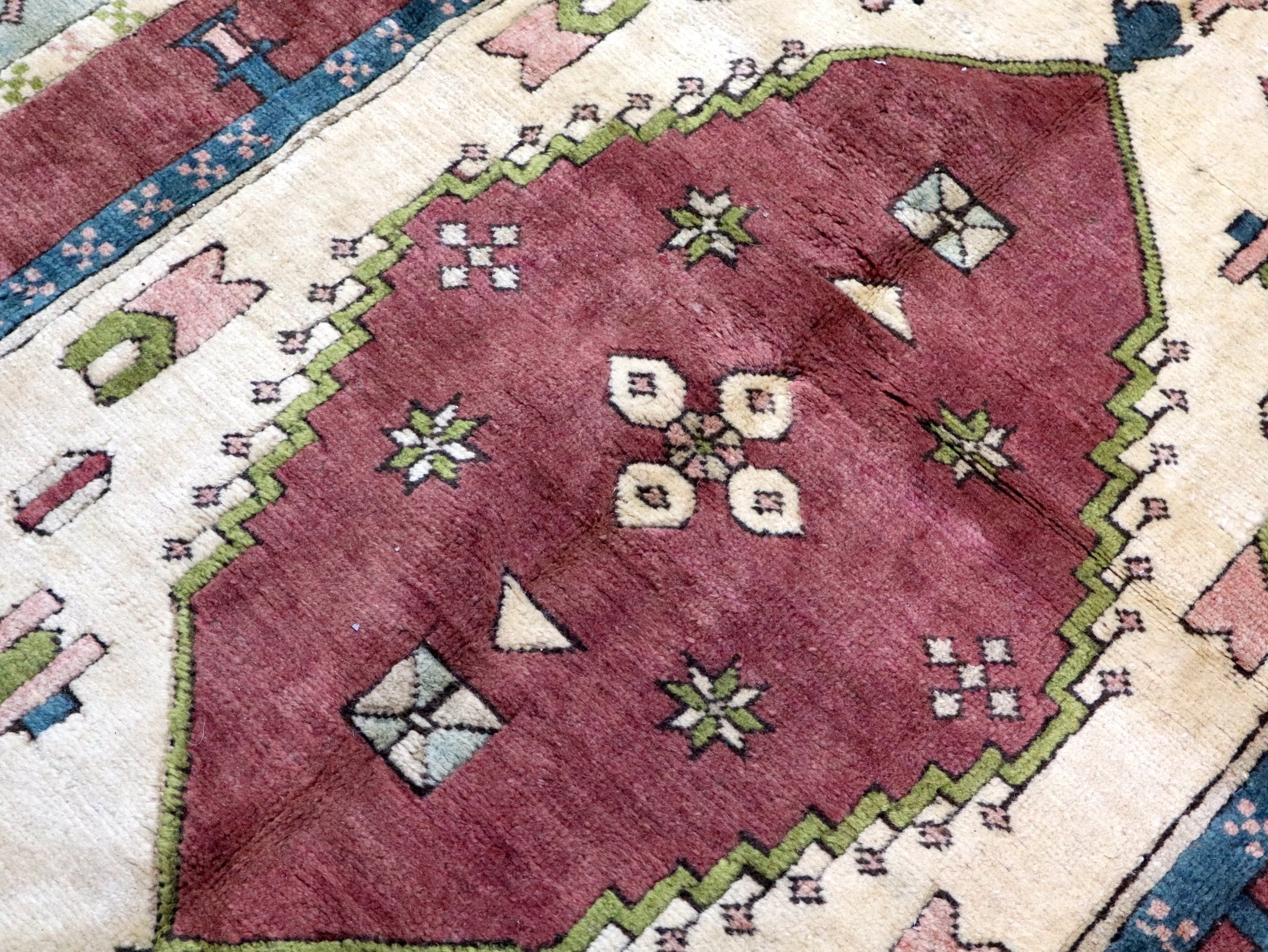 Turkish Niğde Rug | 7' 6" x 11' 6" - Rug the Rock - 