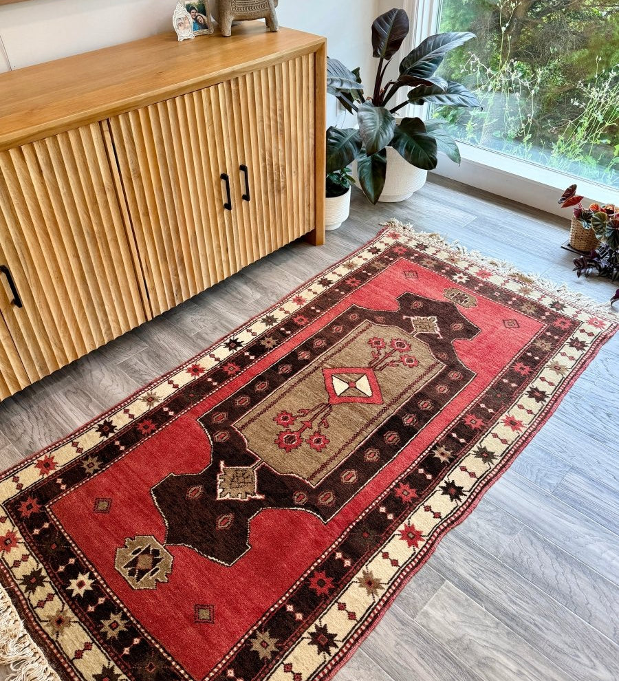 Turkish Sivas Kangal Rug | 3' 5" x 6' 3" - Rug the Rock