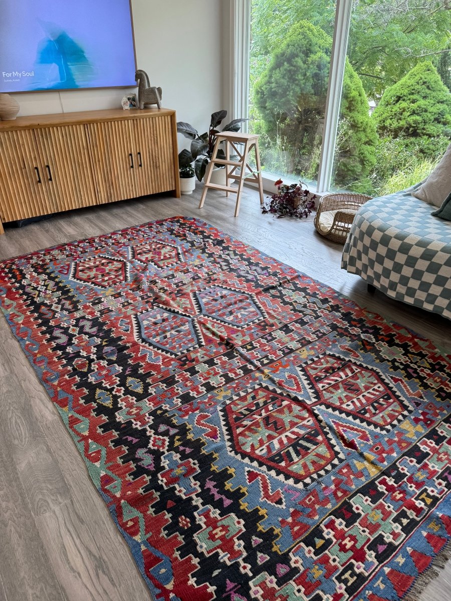 Turkish Uşak Eşme Kilim | 5' 7" x 10' - Rug the Rock