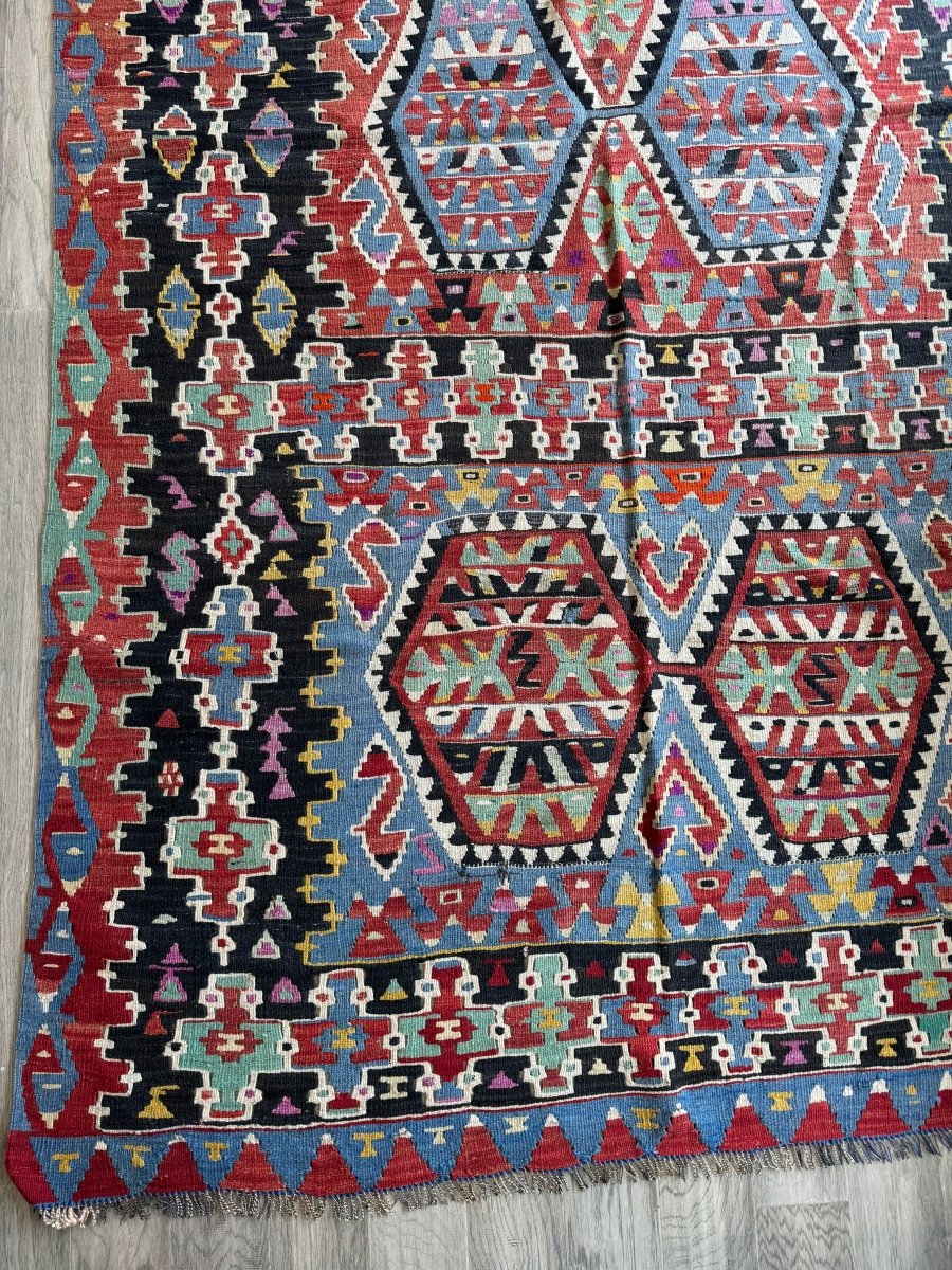 Turkish Uşak Eşme Kilim | 5' 7" x 10' - Rug the Rock