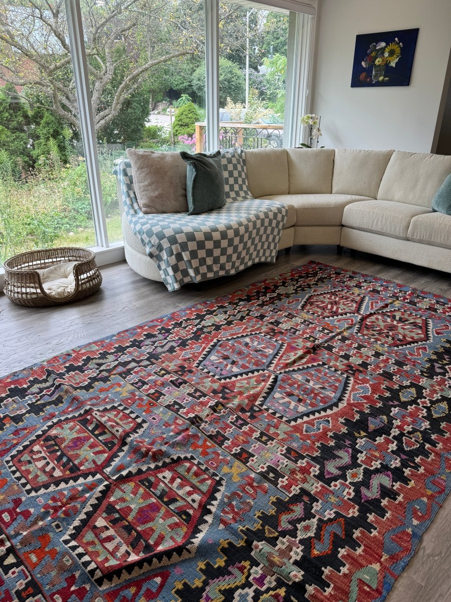 Turkish Uşak Eşme Kilim | 5' 7" x 10' - Rug the Rock