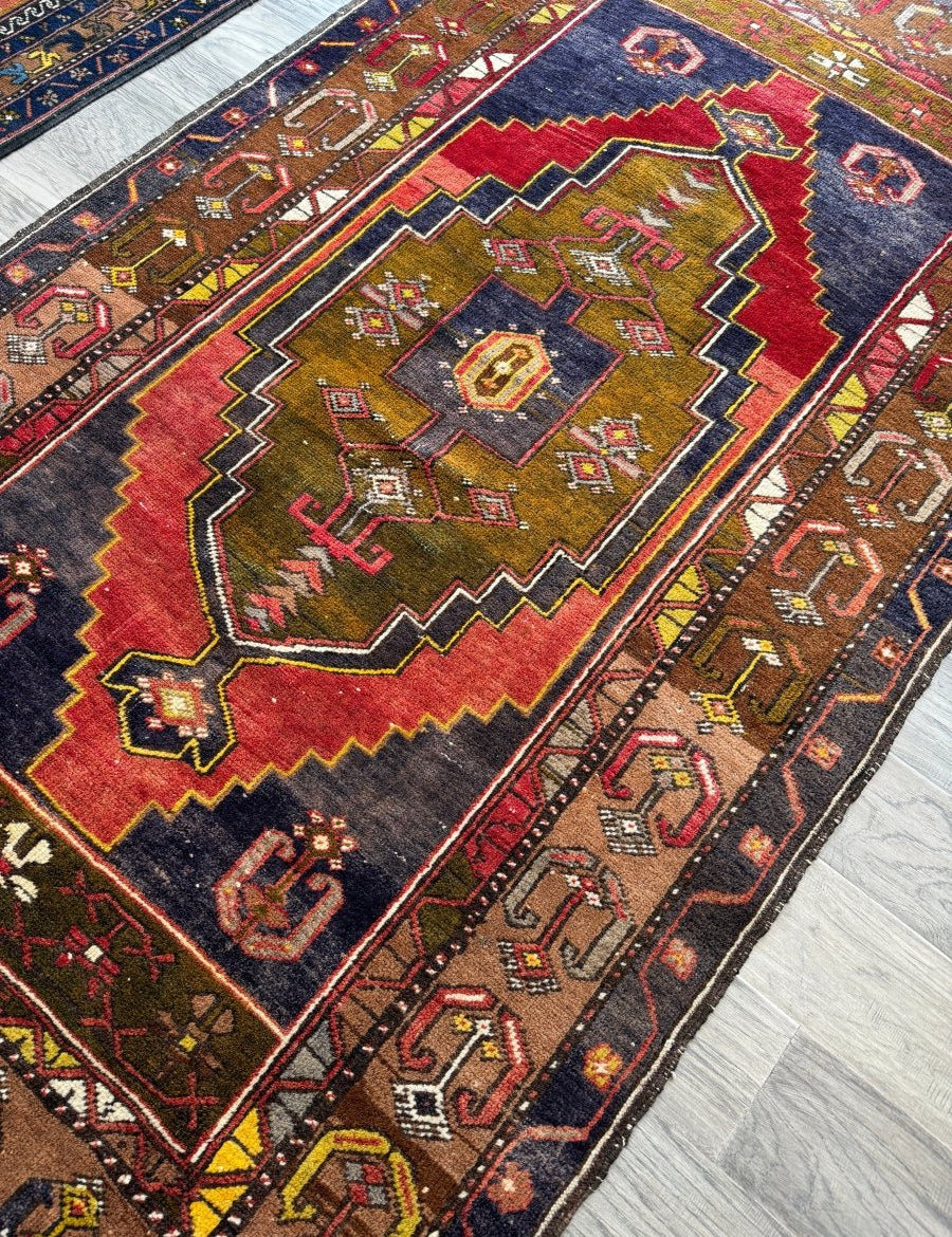 Turkish Yahyali Rug | 3' 8" x 6' 5" - Rug the Rock