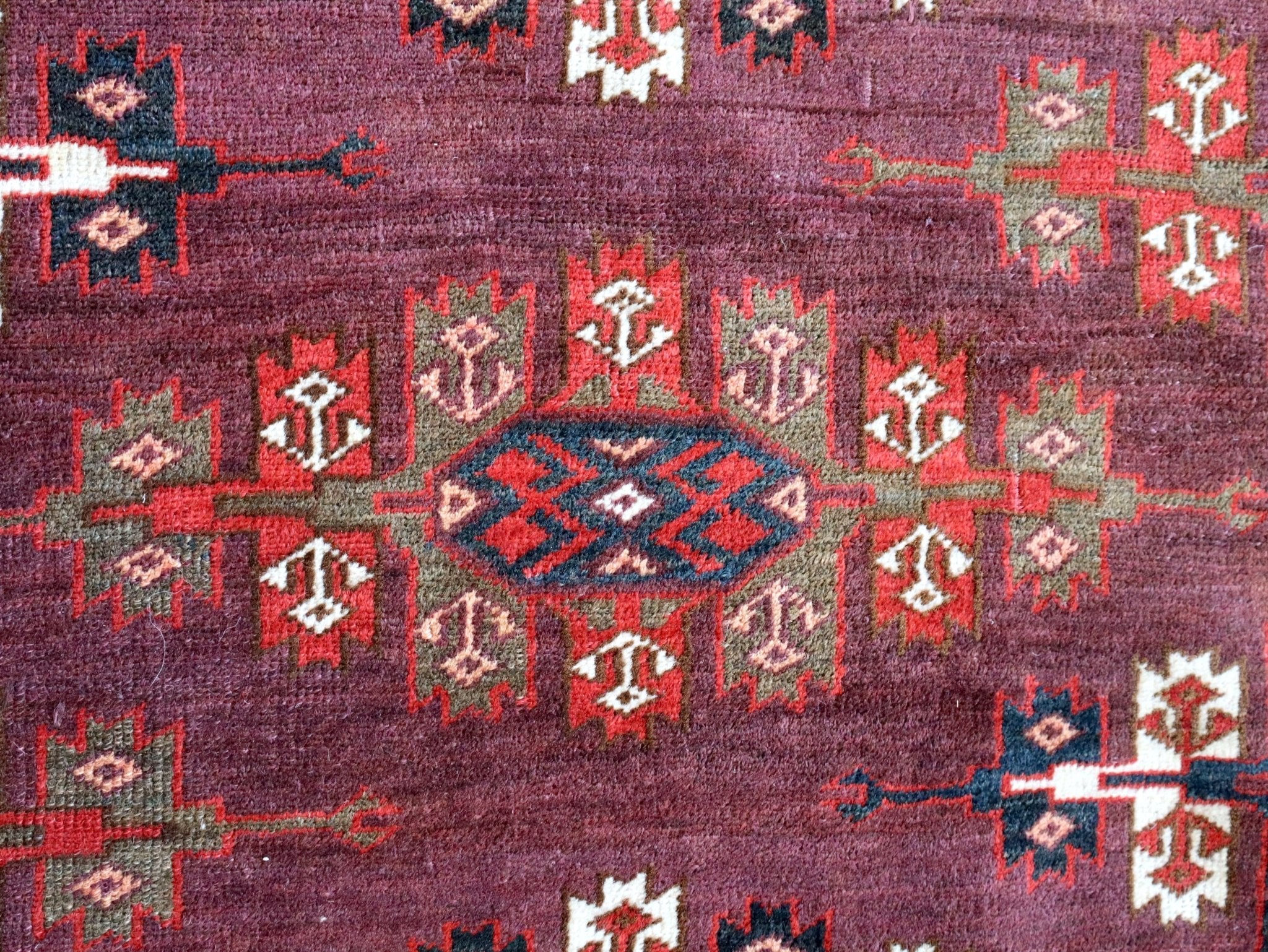 Turkmen Yomut Rug | 6' 10" x 10' 7" - Rug the Rock - available