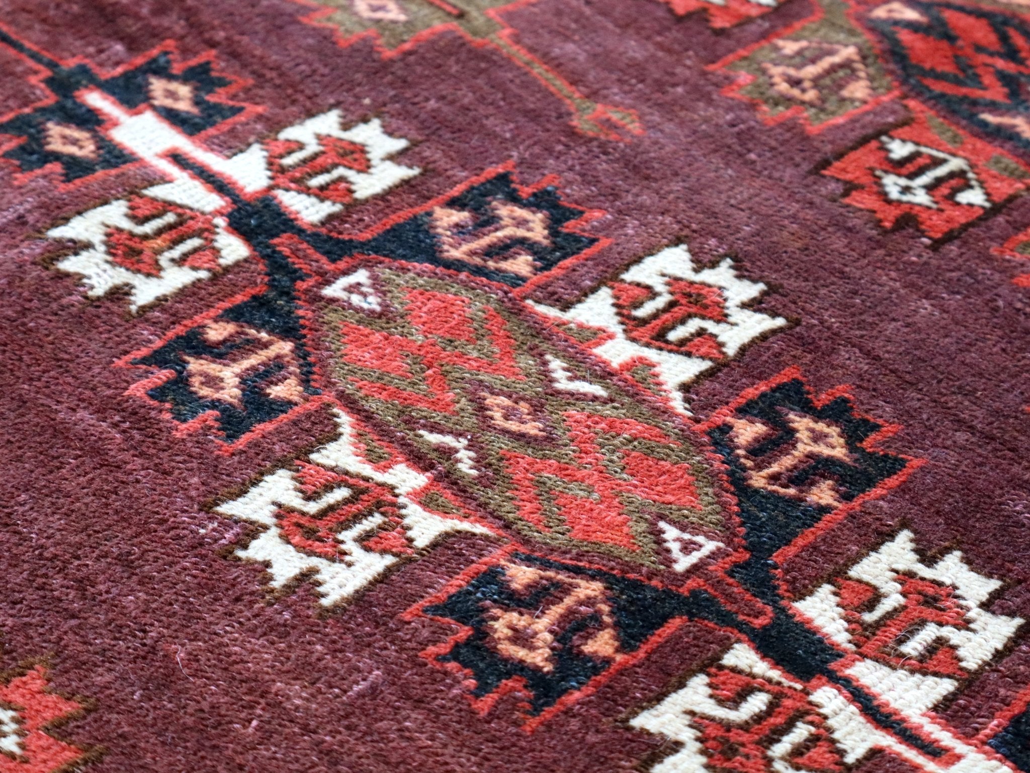 Turkmen Yomut Rug | 6' 10" x 10' 7" - Rug the Rock - available