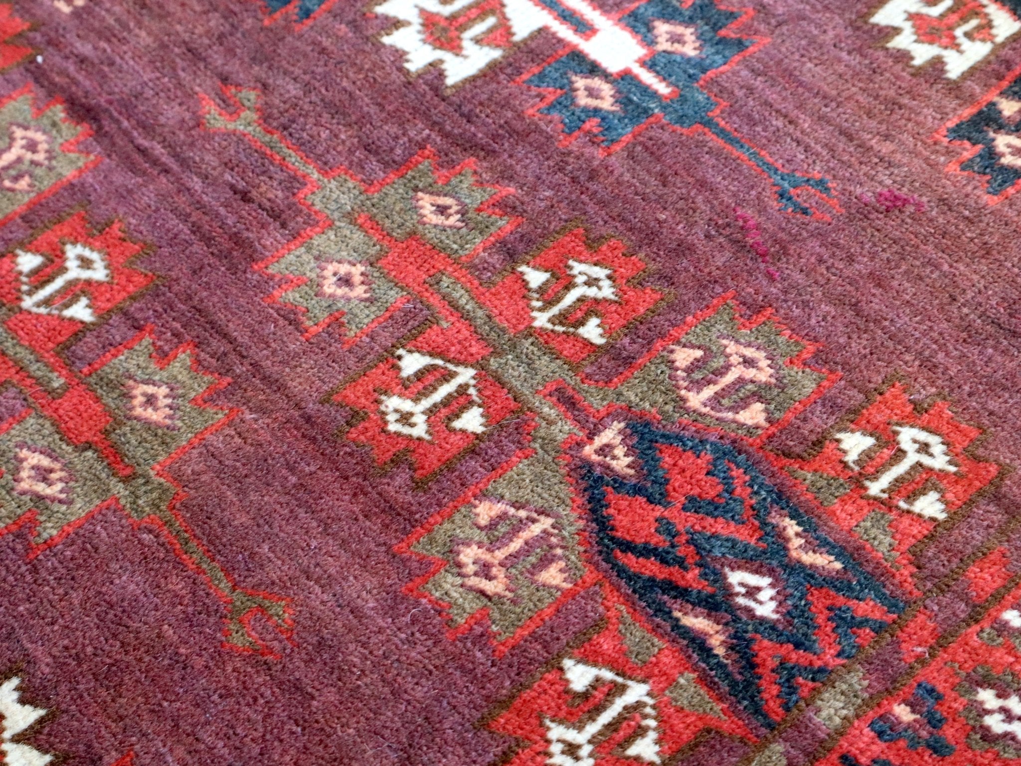 Turkmen Yomut Rug | 6' 10" x 10' 7" - Rug the Rock - available