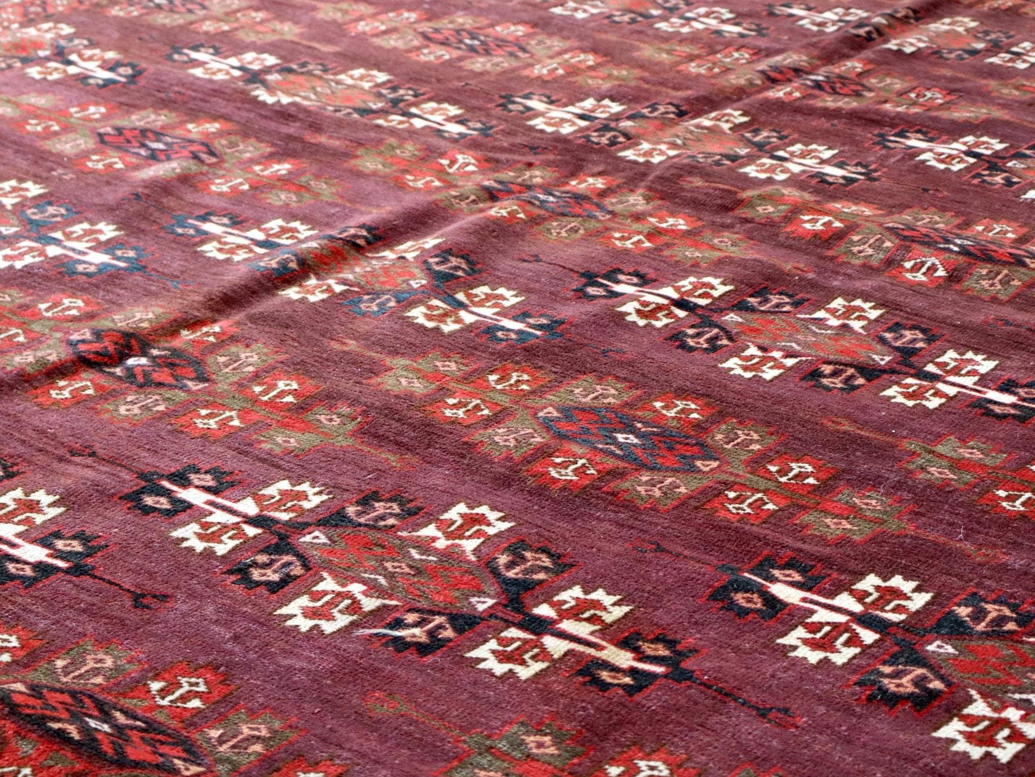 Turkmen Yomut Rug | 6' 10" x 10' 7" - Rug the Rock - available