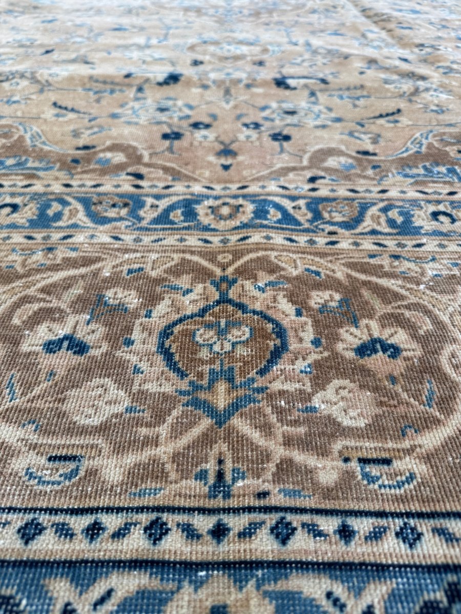Vintage Kashan Rug | 7' 10" x 10' 11" - Rug the Rock