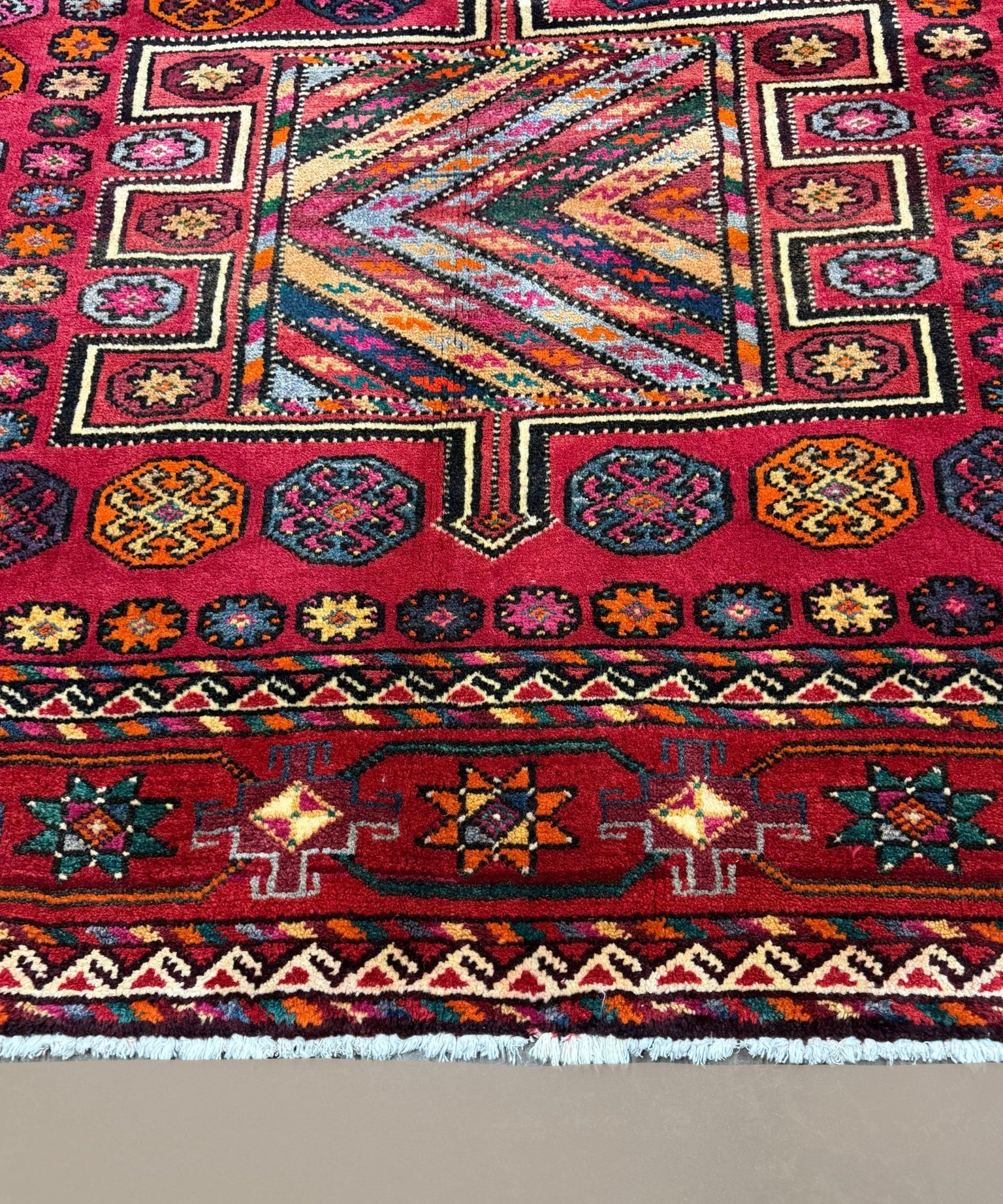 Vintage Quchan Kurdish Rug, close-up of the patterned field, hand-knotted wool pile. SKU RR32561.