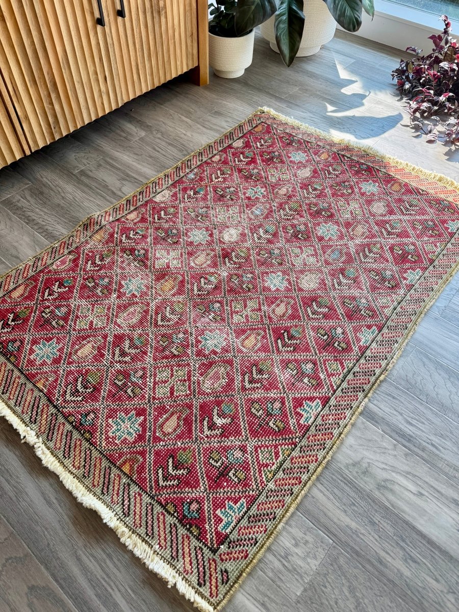 Vintage Tabriz Rug | 3' 1" x 4' 7" - Rug the Rock