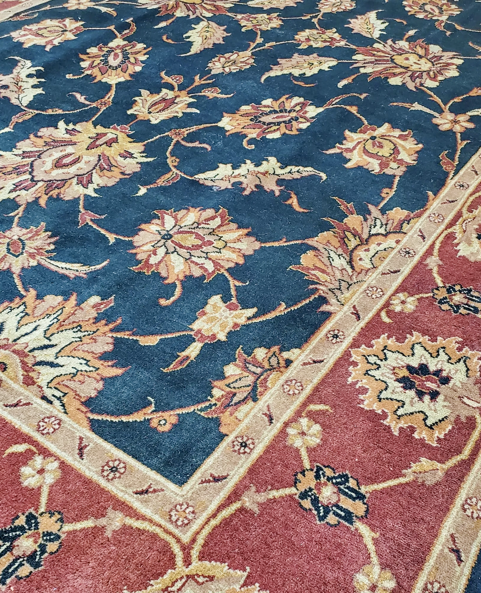 Vintage Tabriz Rug | 6' 4" x 10' 2" — detail view, gallery 02