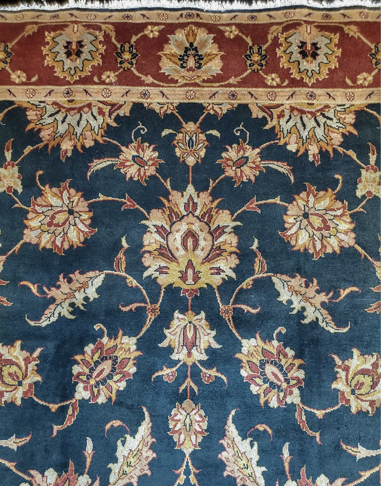 Vintage Tabriz Rug | 6' 4" x 10' 2" — detail view, gallery 06