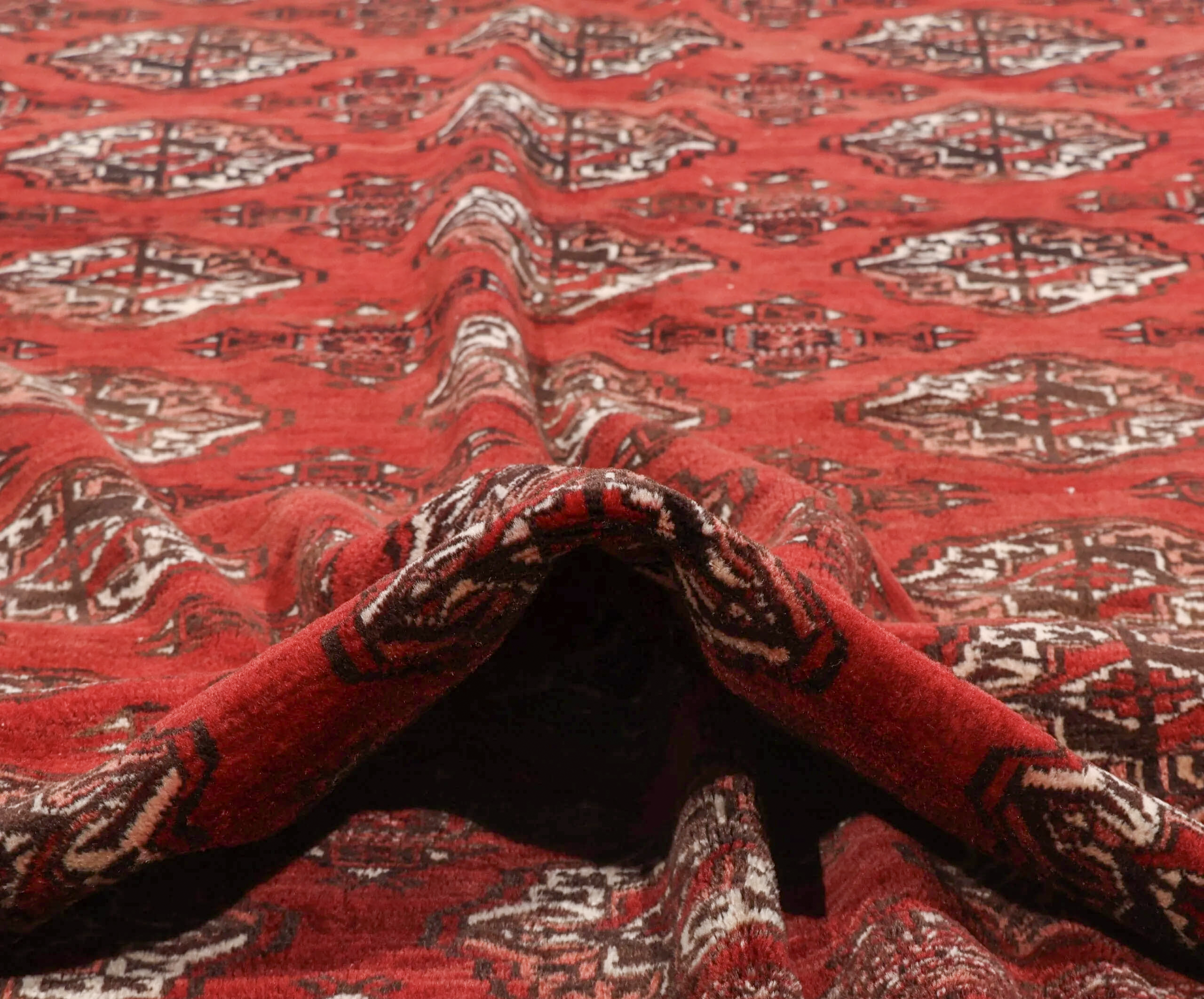 Vintage Turkmen Rug | 7' 1" x 10' 6" — detail view, gallery 07