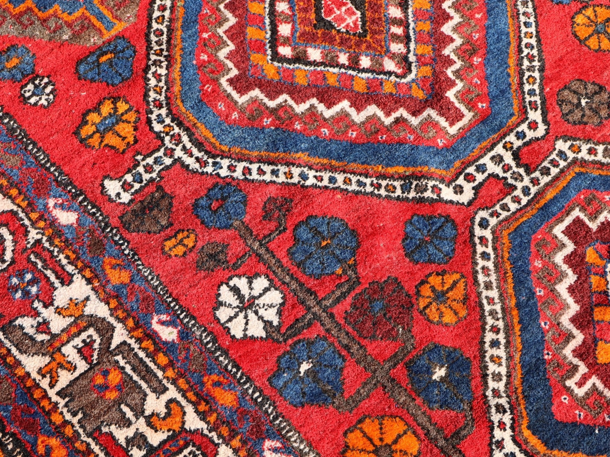 Yalameh Qashqai Rug | 5' 3" x 8' 2" - Rug the Rock - available