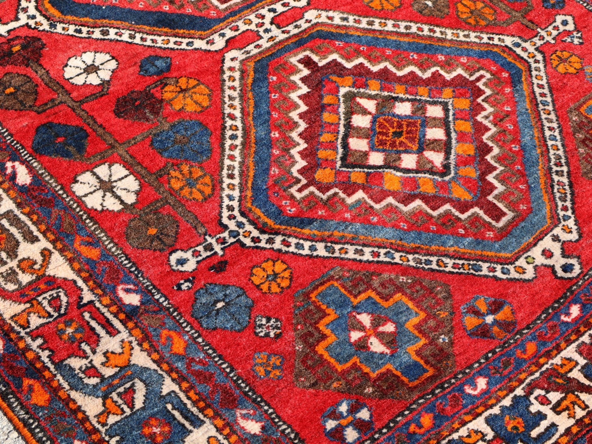 Yalameh Qashqai Rug | 5' 3" x 8' 2" - Rug the Rock - available