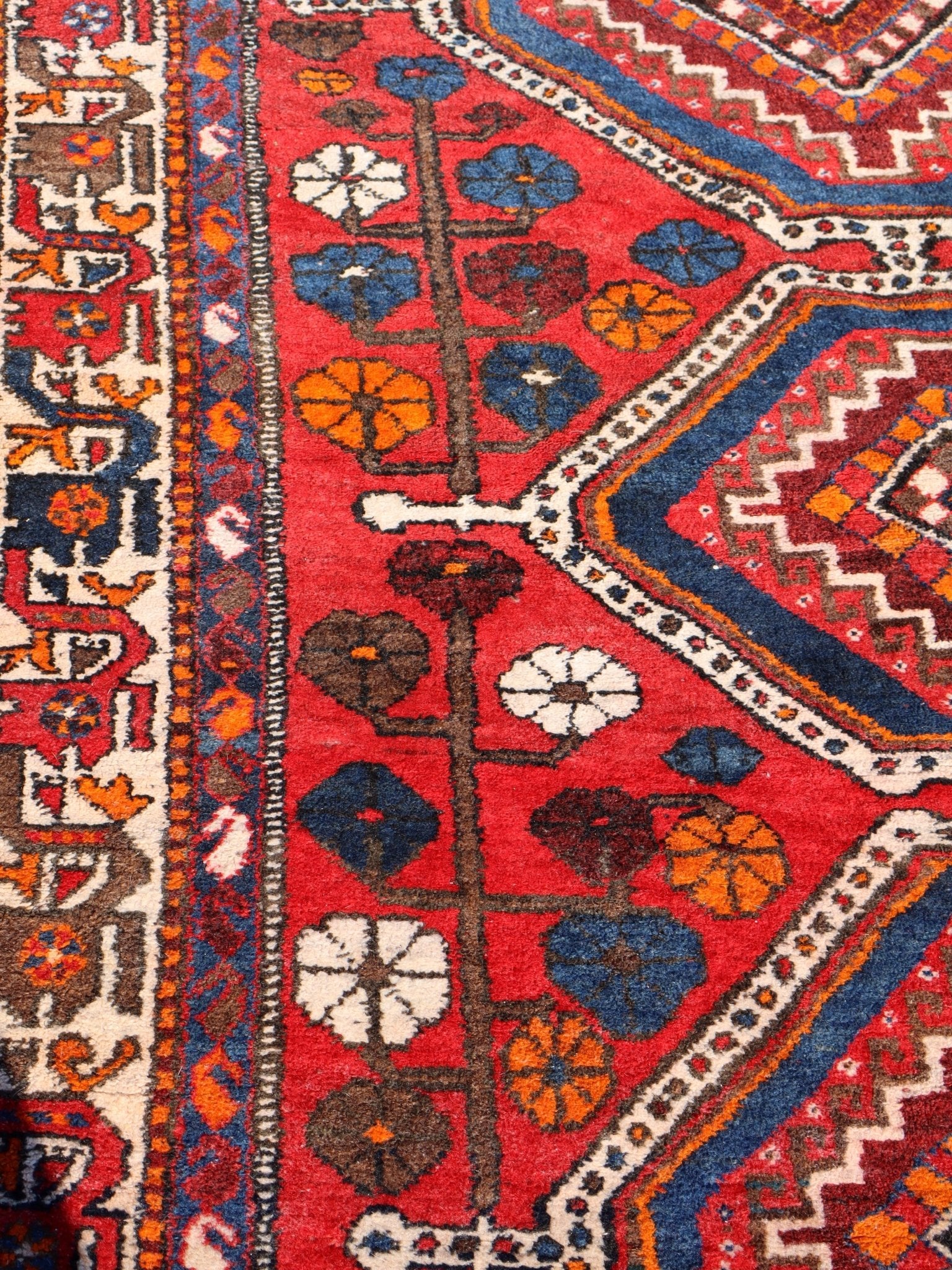 Yalameh Qashqai Rug | 5' 3" x 8' 2" - Rug the Rock - available
