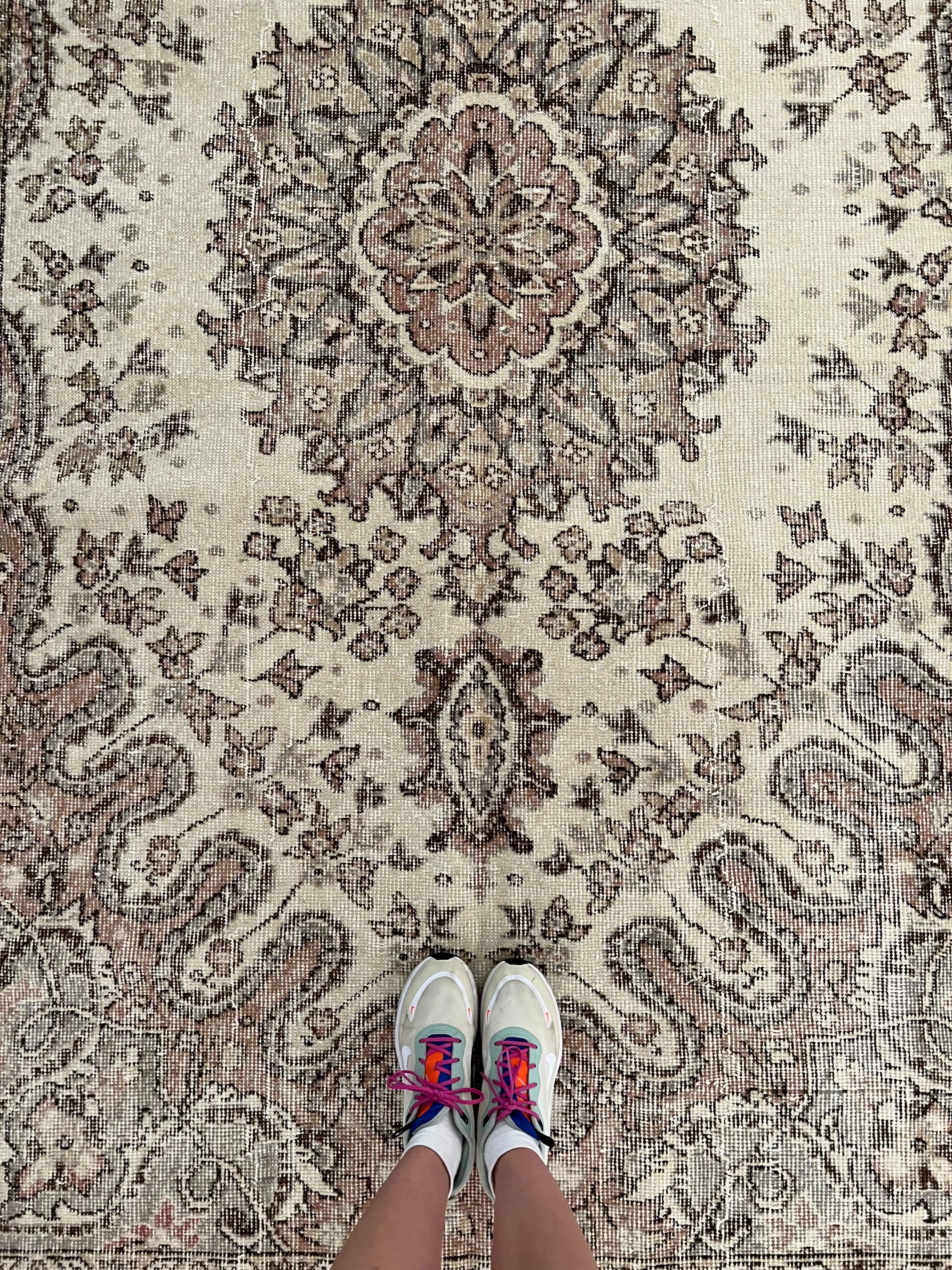Vintage Turkish Oushak Rug | 9’ 4” x 5’ 5” Rug the Rock