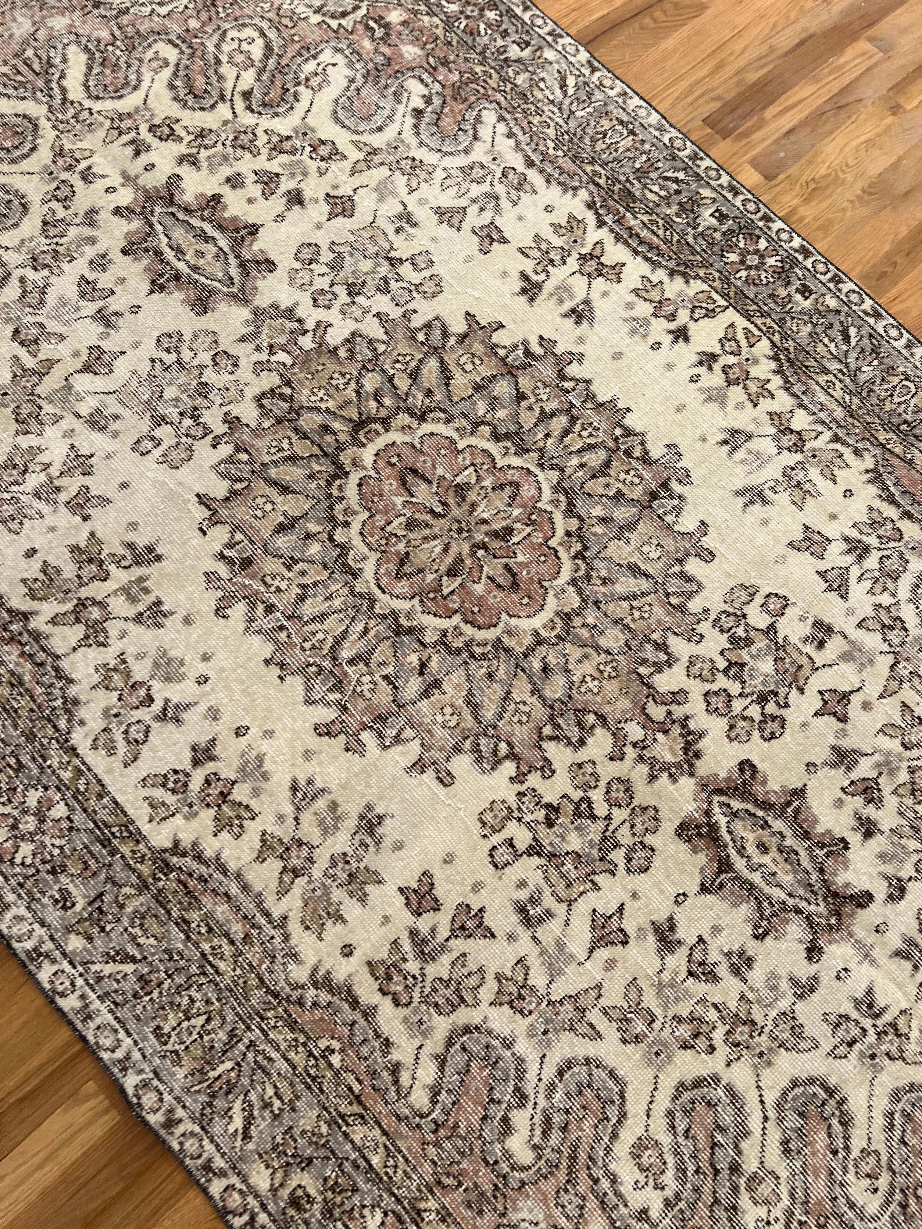 Vintage Turkish Oushak Rug | 9’ 4” x 5’ 5” Rug the Rock