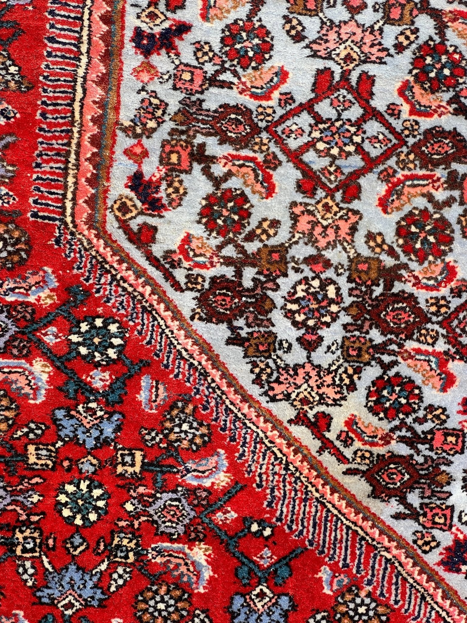 Persian Bidjar Rug | 7' 8" x 11' 8" Rug the Rock