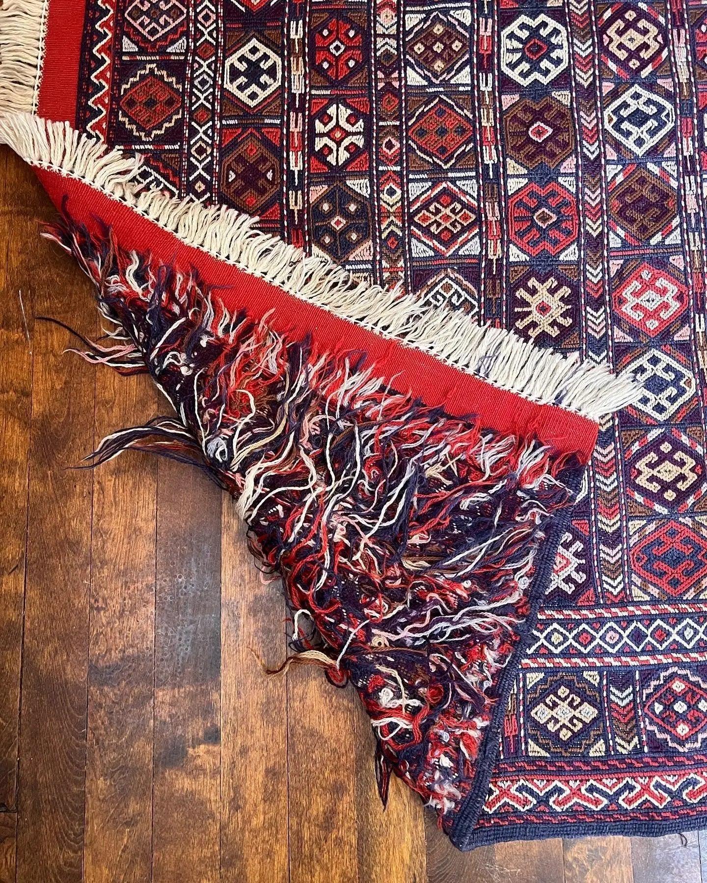 Persian Suzani Kilim | 5' 6" x 5' - Wool Area Rugs | St. John's, Newfoundland | Rug the Rock
