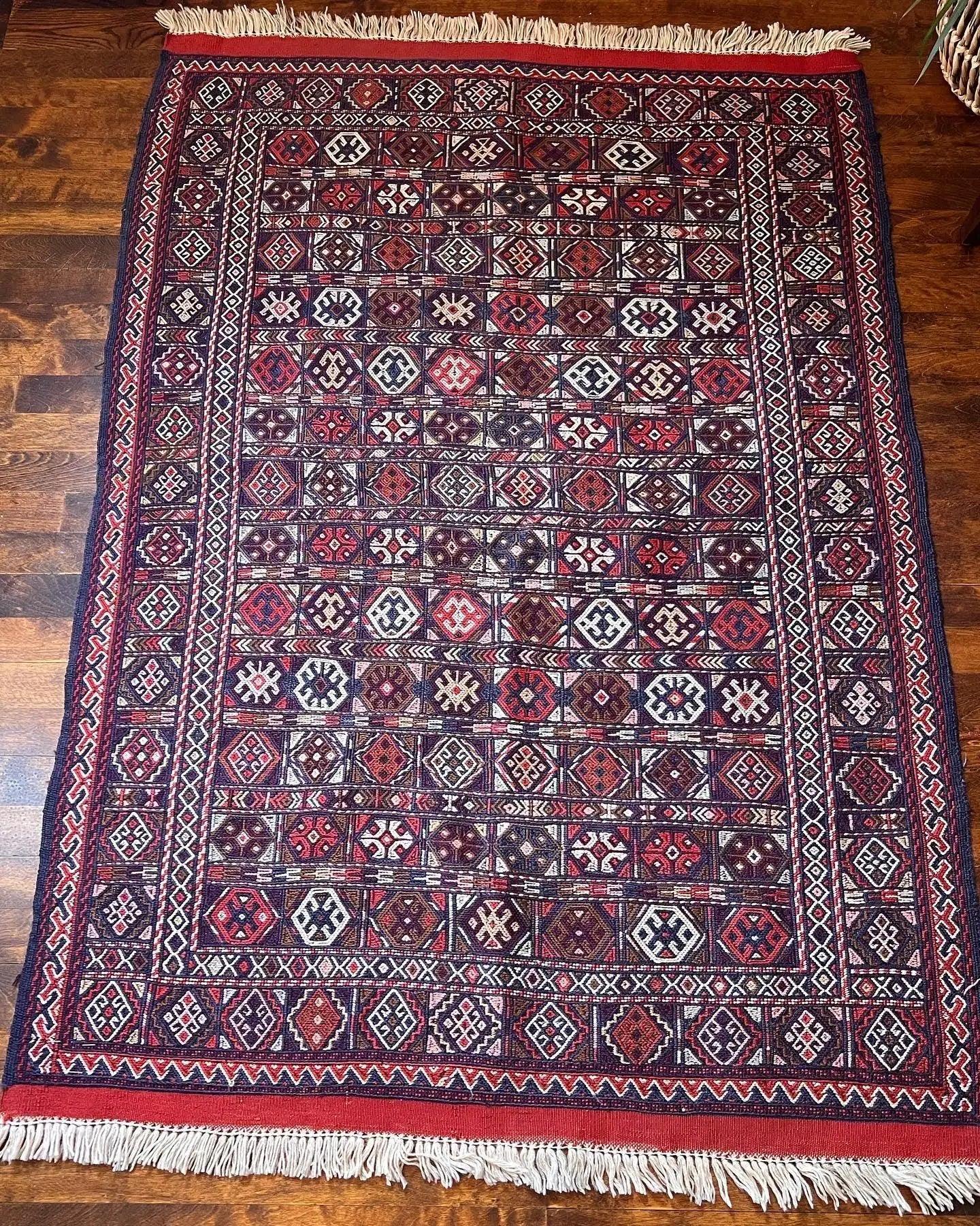 Persian Suzani Kilim | 5' 6" x 5' - Wool Area Rugs | St. John's, Newfoundland | Rug the Rock