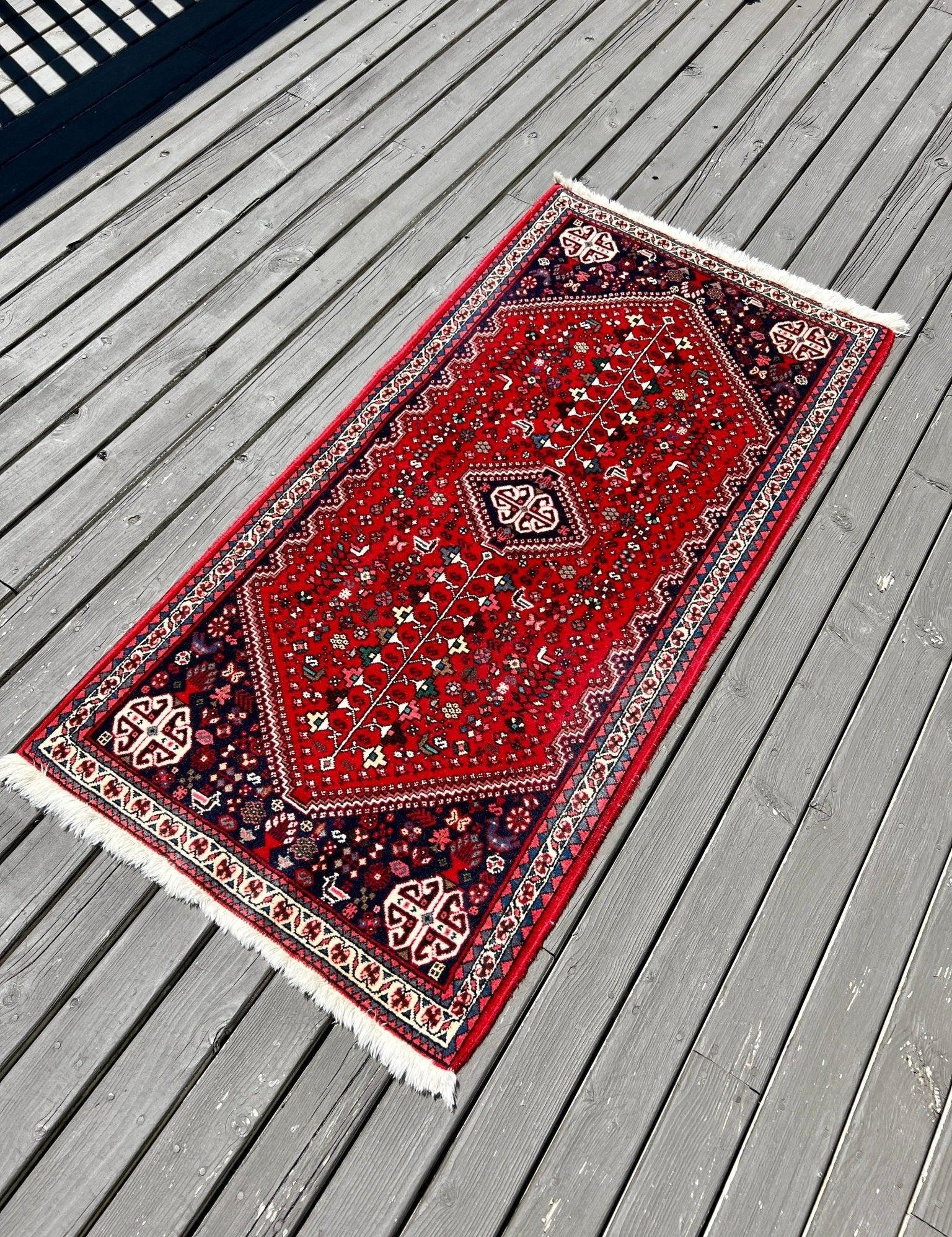 Tina | 4' 11" x 2' 5" | Persian Abadeh Rug Rug the Rock 